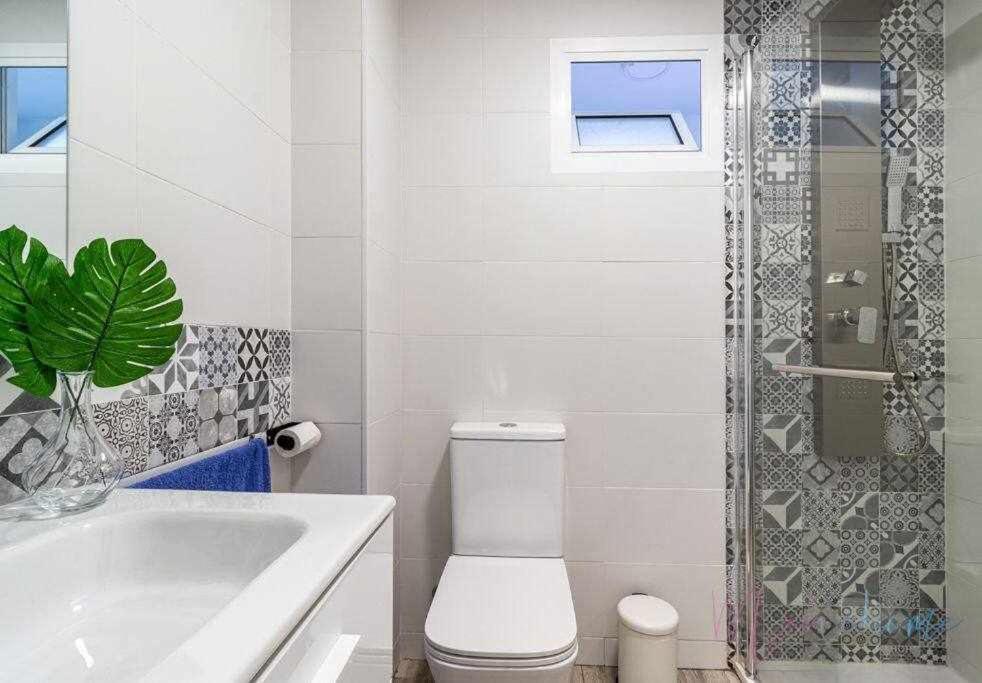 Apartamento 1 En Estadio Sevilla 6 Plazas Y Metro Séville Extérieur photo