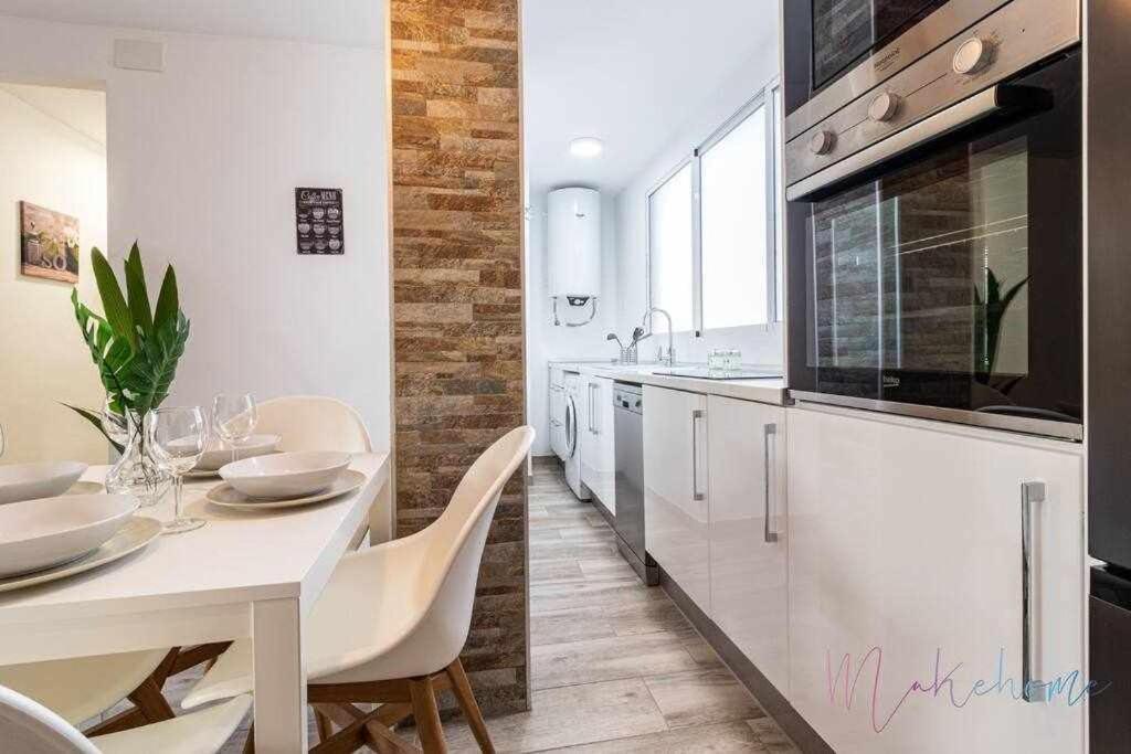 Apartamento 1 En Estadio Sevilla 6 Plazas Y Metro Séville Extérieur photo